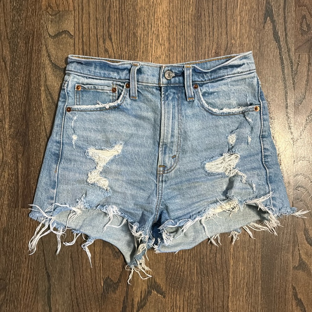 Abercrombie High Rise Mom Short Size 0 / 25